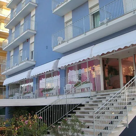 Continental Ξενοδοχείο Πέζαρο