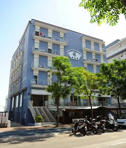 Continental Hotel 3*